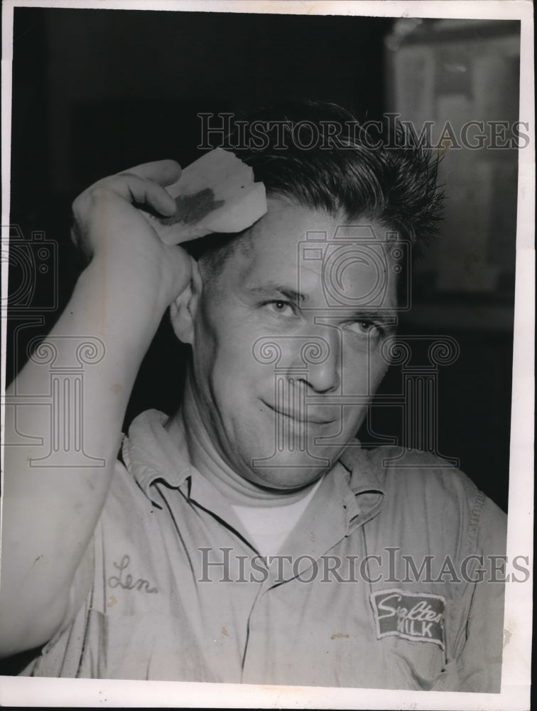 1953 Press Photo Len Erickson recovers from hit to head by piece of marble - Historic Images