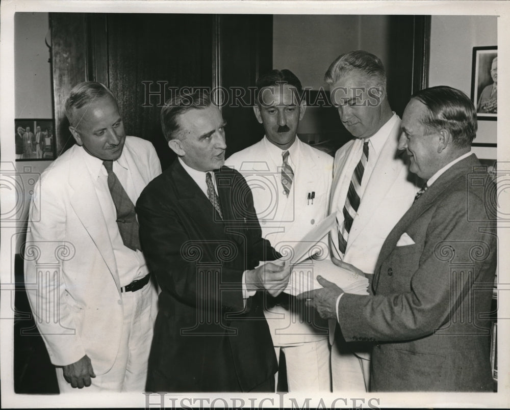 1939 Press Photo American Petroleum Institute Joseph O&#39;Mahoney Arthur Himbert - Historic Images