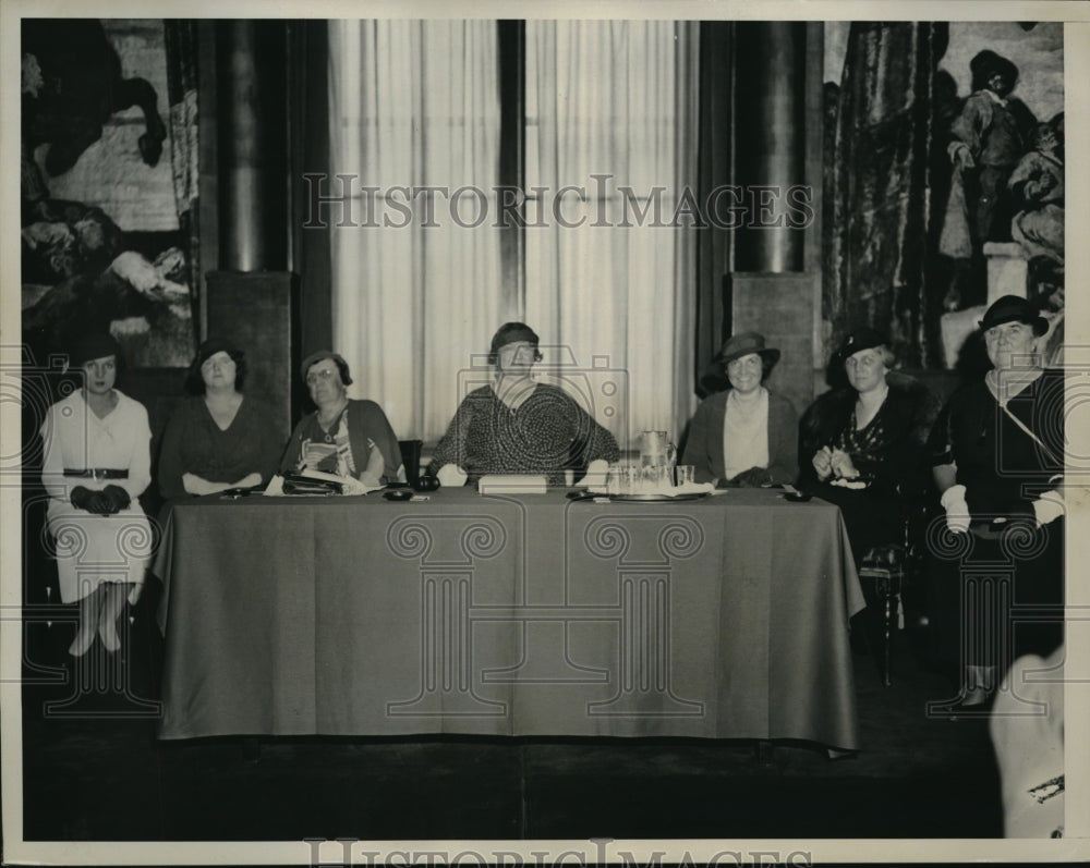 1933 National Committees for Catholic Charities at Waldorf - Historic Images