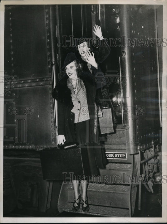 1937 Press Photo Sisters off to wed correspondence Brothers - nec97469 - Historic Images