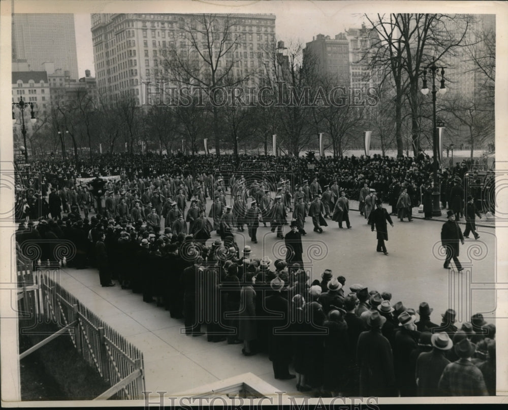 1939 Press Photo St Patricks Day parade on 62 Ave in NYC - nec97645 - Historic Images