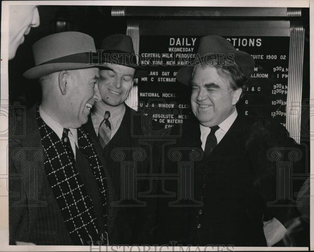 1939 Press Photo John L Lewis Hotel Commodore United Mine Workers Leader - Historic Images