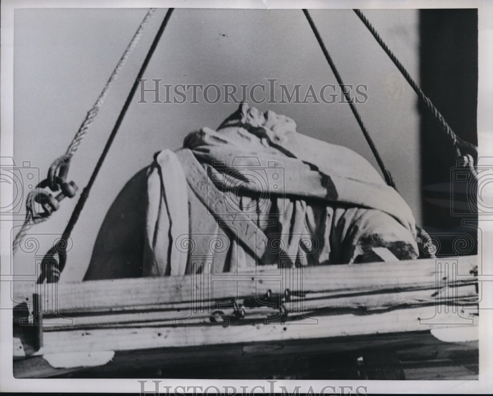 1958 Statue in Florence, Italy, Dubbed &quot;Spring&quot; is Decapitated - Historic Images