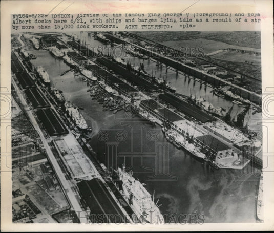 1948 Press Photo Air view of King George V & Royal Albert docks during strike - Historic Images