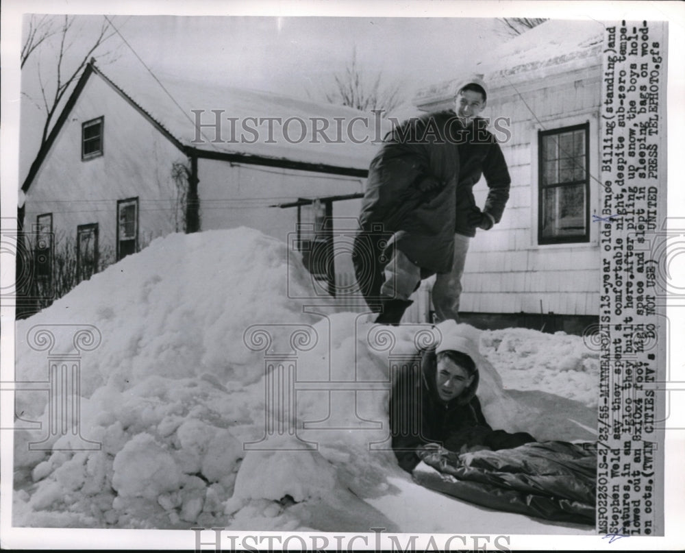 1955 Press Photo Minneapolis Bruce Billing &amp; Stephen Weld in igloo they built - Historic Images