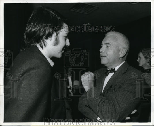 1970 Press Photo President of Columbia University Dr William J McGIll & Student - Historic Images