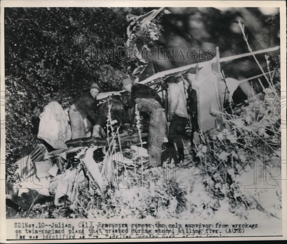 1949 Press Photo A plane crashed during a storm left only one survivor - Historic Images