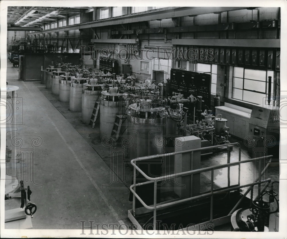 1953 Press Photo Westinghouse Atomic power Div plant Zirconium production - Historic Images