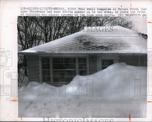 1963 Neenah Wis Paines Point bungalow with deep snow drifts - Historic Images
