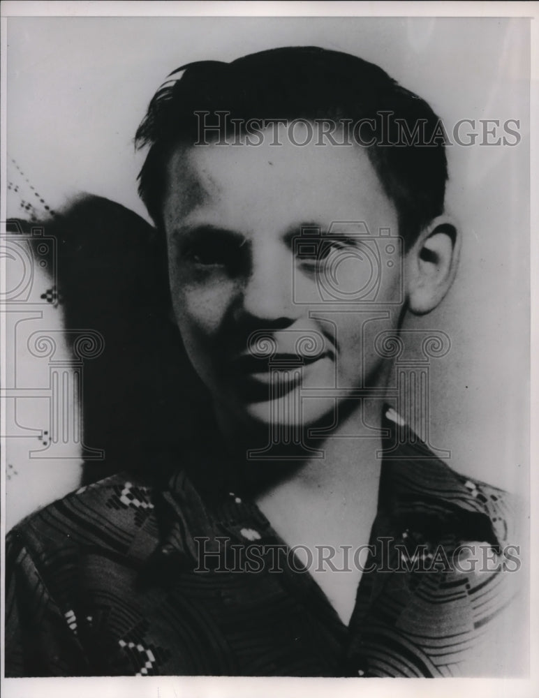 1960 Chicago Ronald Martin age 13 found dead in empty house - Historic Images