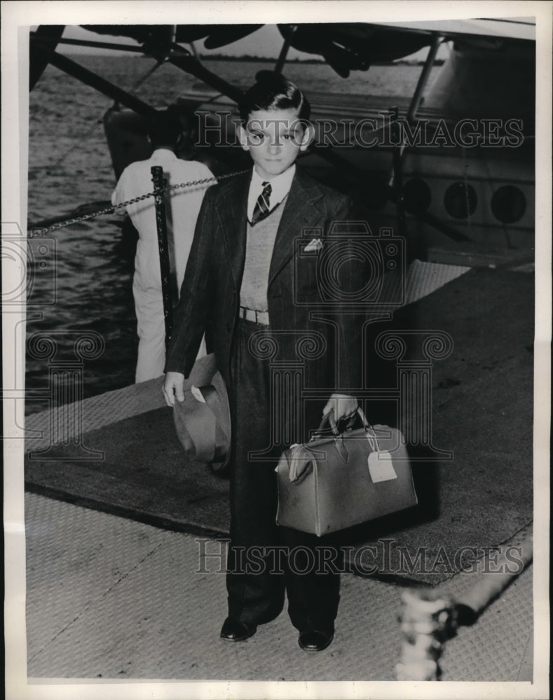 1939 Press Photo Ernesto Zawadzky fly from Cali, Bolombia to New Jersey school - Historic Images