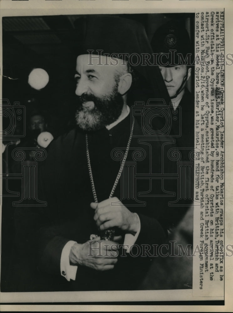 1958 Press Photo Archbishop Makarios Greek Cypriot Leader arrived in London - Historic Images