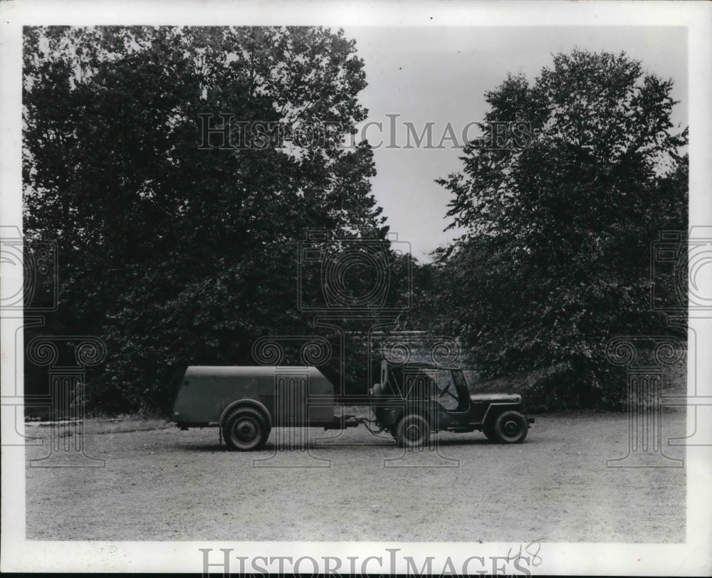 1950 Press Photo US Army mobile shower unit for soldiers in the field - Historic Images