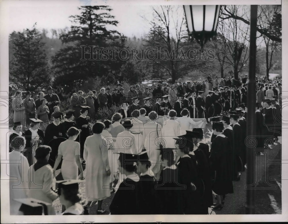 1937 Press Photo Wellesley College May Day Festivities - Historic Images