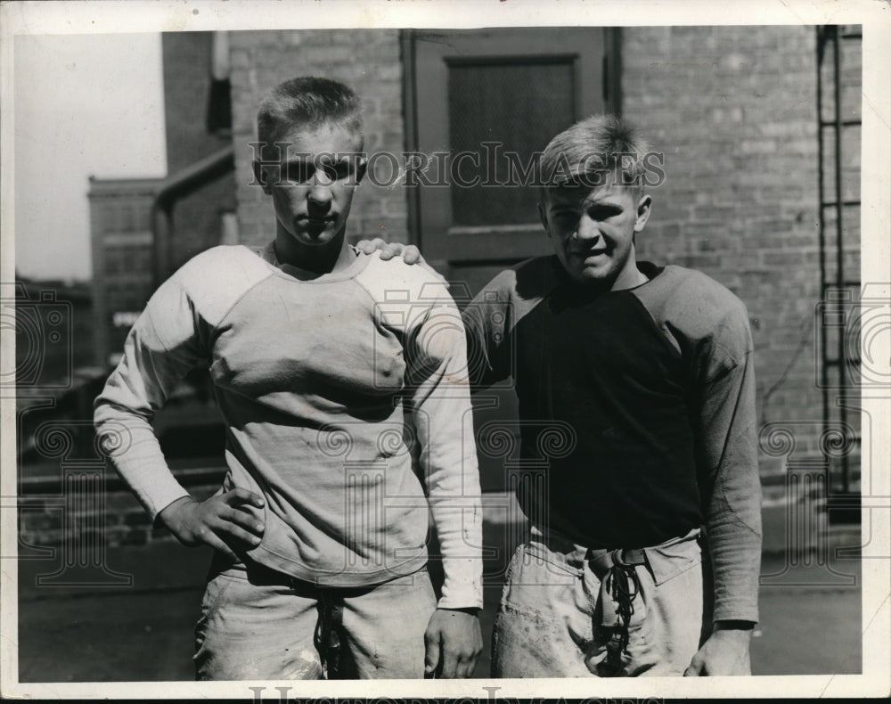 1940 Press Photo Quarterbacks Joe Olzeski and Ray Gurnick - ned07955 - Historic Images