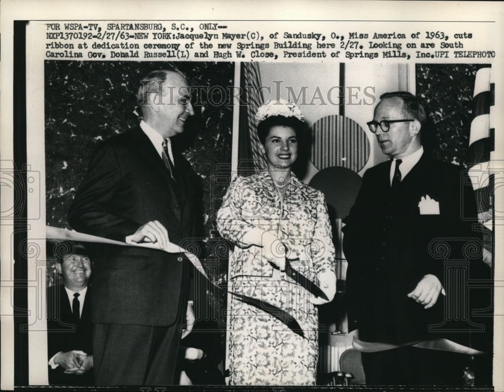 1963 Press Photo NYC Jacquelyn Mayer Miss America, Gov D Russel,HW Close - Historic Images