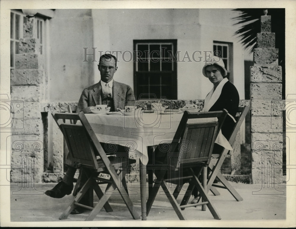 1932 Press Photo Mr. and Mrs. George Dana - Historic Images