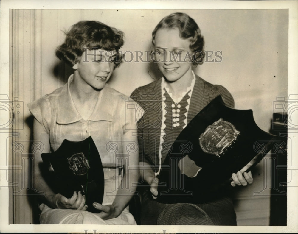 1936 Press Photo Wash DC Jean Trowbridge of Iowa & teacher P McPherson - Historic Images
