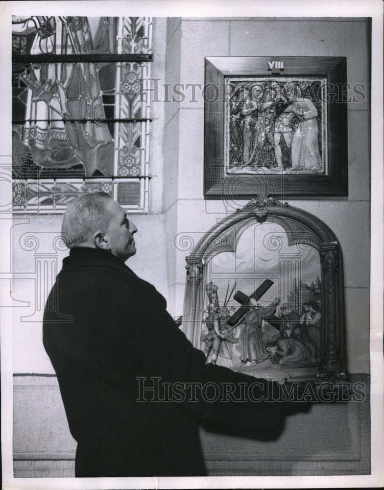 1955 Press Photo Hargicourt France Father Griffeuille of the Hargicourt Little-Historic Images