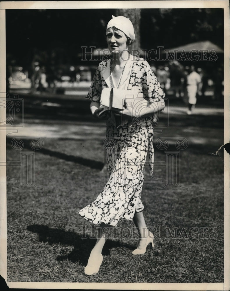 1931 Press Photo Miss Leslie Bennett at Saratoga Race Track in New York. - Historic Images