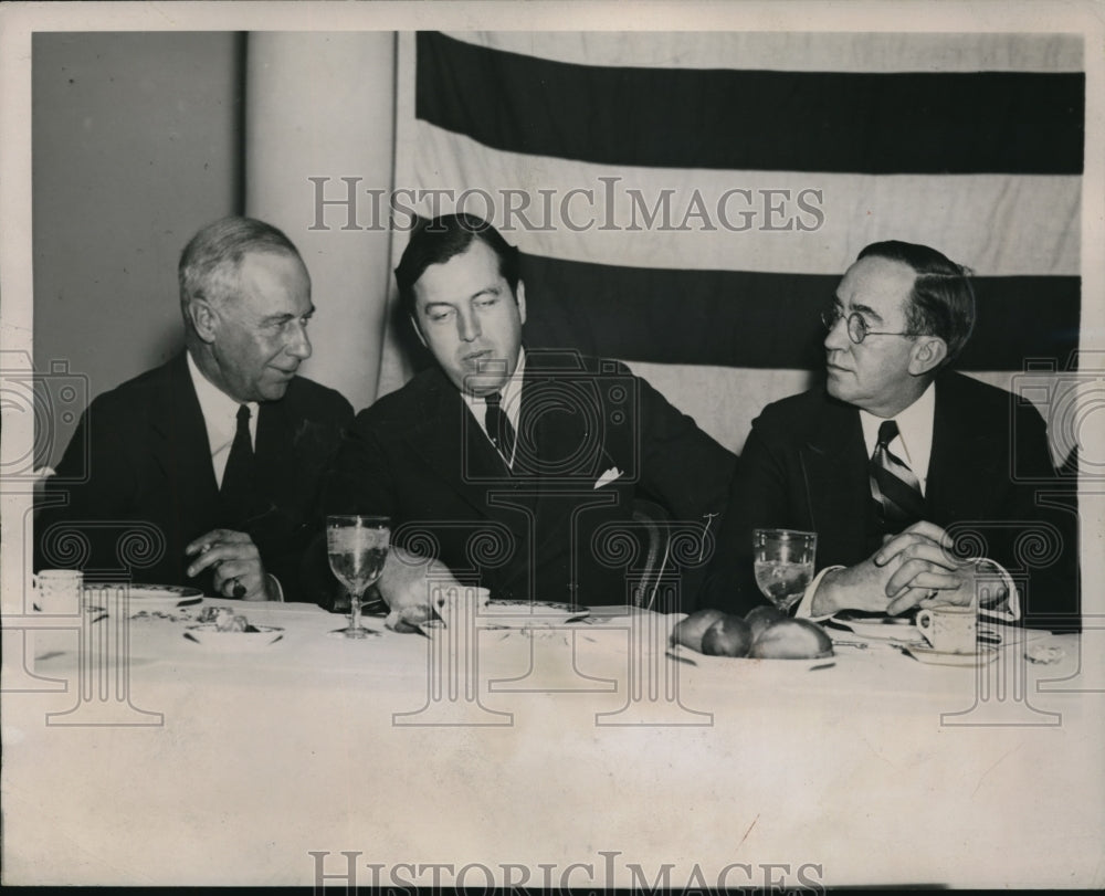 1935 Press Photo William Mather Lewis Lafayette Univ Sportsmanship Brotherhoo-Historic Images