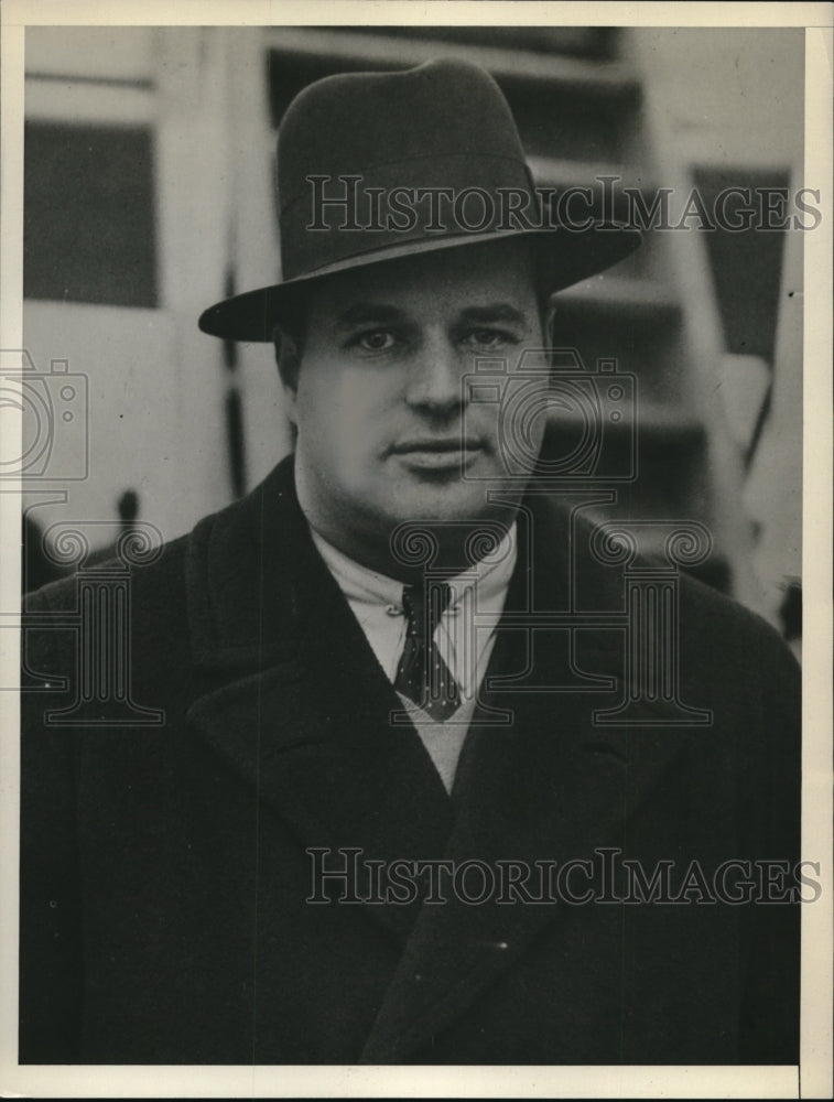 1933 Press Photo Egerton Warburton - Historic Images