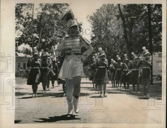 1940 Press Photo J. Zachosky leading Connecticut Fifers' & Drummers' Association - Historic Images