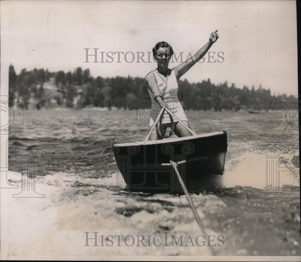 1935 Miss Joe Ettieni champion aquaplane rider in San Bernardino - Historic Images