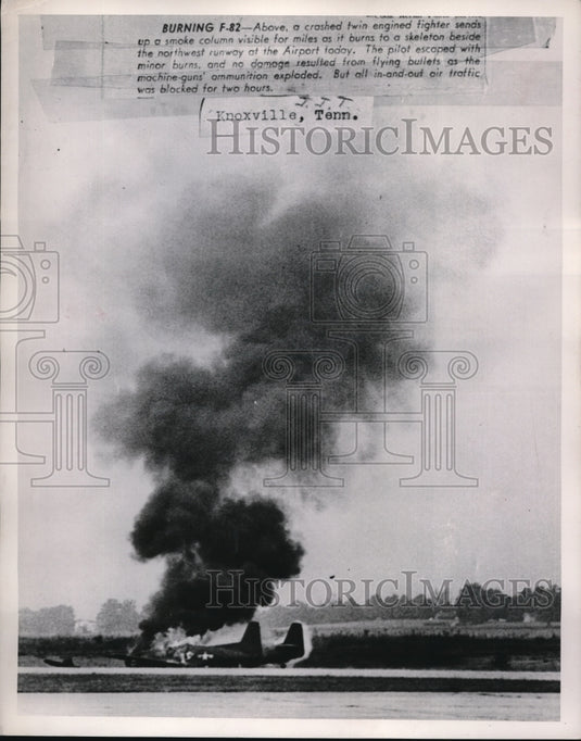 1951 Press Photo Knoxville TN-Air Crash-Pilot escaped w minor burns, & no damage - Historic Images