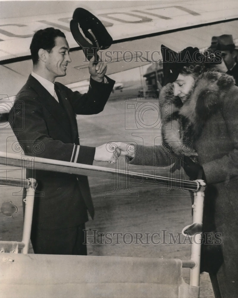 1940 New York City Edith Ogilvy Druce who became first woman ever - Historic Images
