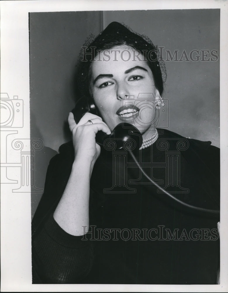 1954 Press Photo Marlene McLane Kowall, undercover agent for the FBI - Historic Images