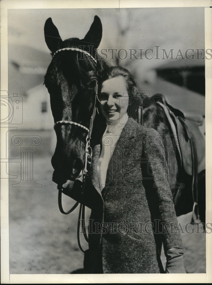 1935 Press Photo Jeanne Bryant, chosen to act as Marshal of the Floral Parade-Historic Images