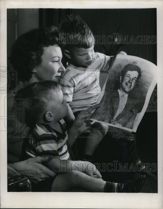 1950 Press Photo Mrs Ruby Smith, wife of Navy electrician mate - Historic Images