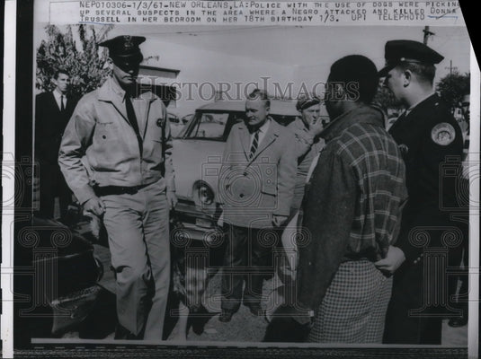 1961 Press Photo Police with dogs, as they were picking up several suspects-Historic Images
