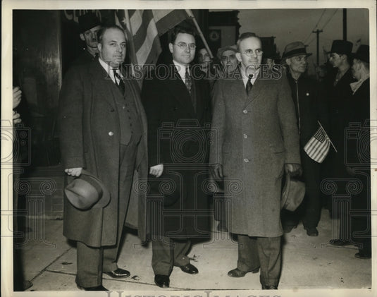 1937 Press Photo Homer Martin, Wyndham Mortimer & Ed Hall VP of UAWA-Historic Images