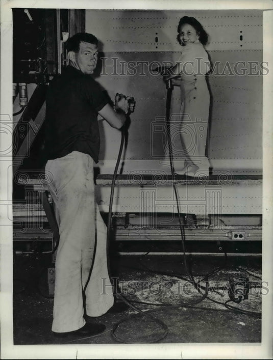 1943 Winning duo of Colleen Teresa Pohlman & Arthur Stoetling - Historic Images