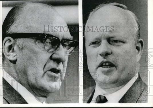 1970 Press Photo Ohio College Presidents Dr Novice Fawcott, & Dr Phillip Shriver - Historic Images