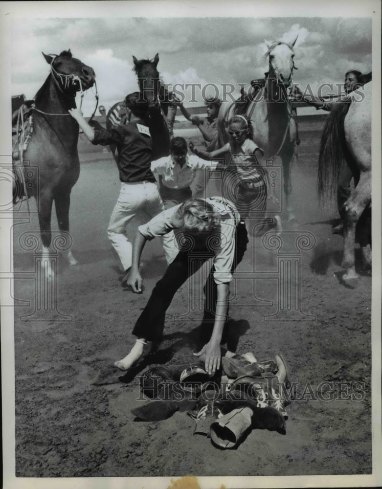 1959 Press Photo Horse Show Boot Race - Historic Images