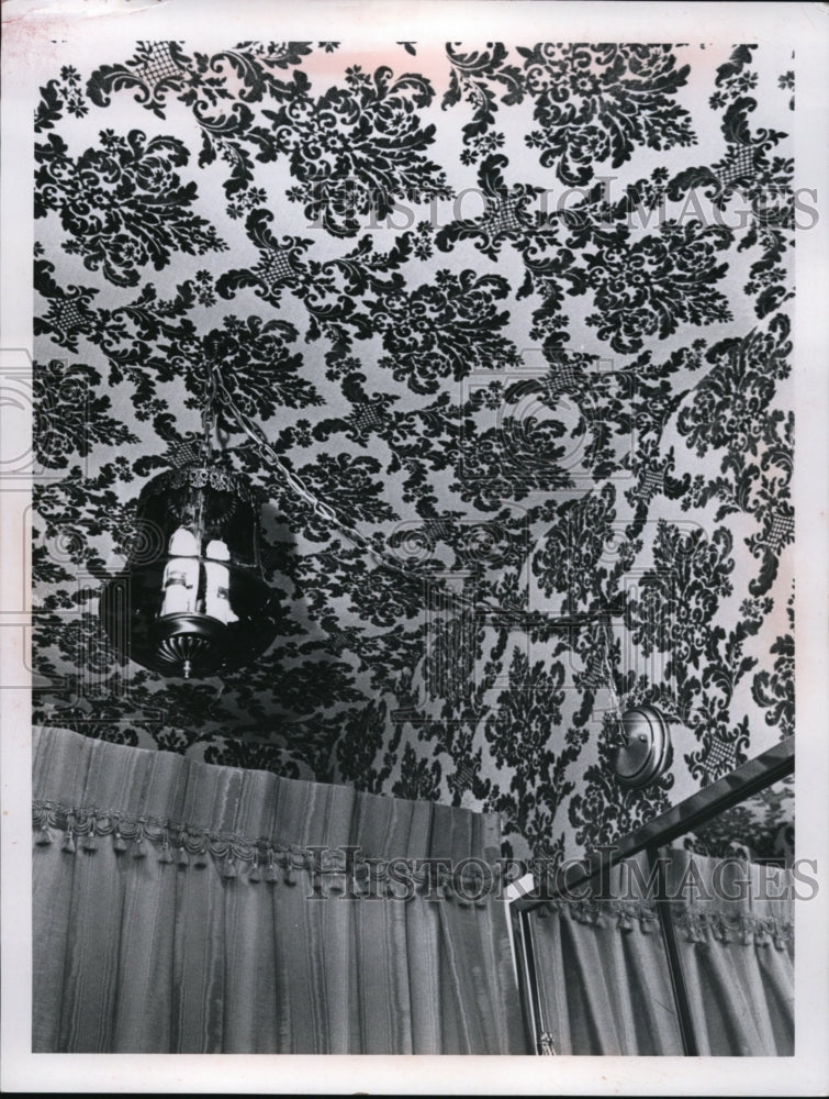 1968 Press Photo House Interior Wallpaper - Historic Images