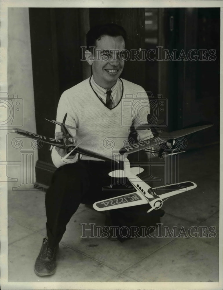 1932 Press Photo Raymond Stephan, Polytechic High school student who sold-Historic Images