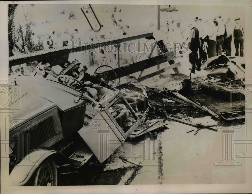 1936 Press Photo Roger L Eddington Wrecks Car into Bridge at Jordan River - Historic Images