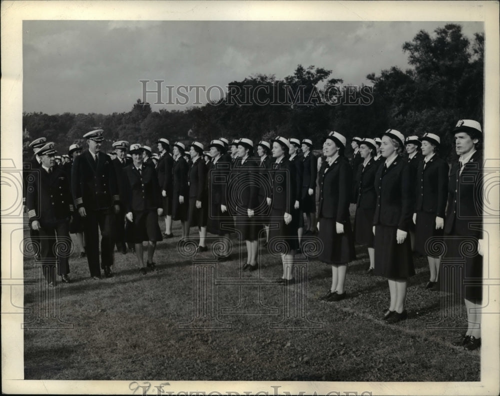 1952 Press Photo Nort Hampton Mass Capt H Underwood, Lt E Crandall &amp; WAVES-Historic Images