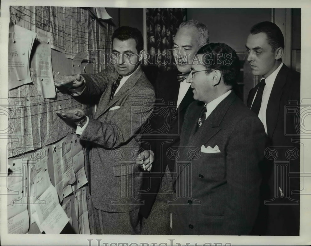 1953 Press Photo Stuart Novins, Tom Scott, Alfredo Antonini &amp; Producer Al Morgan-Historic Images