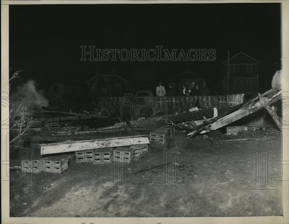 1933 Plane Crash  - Historic Images