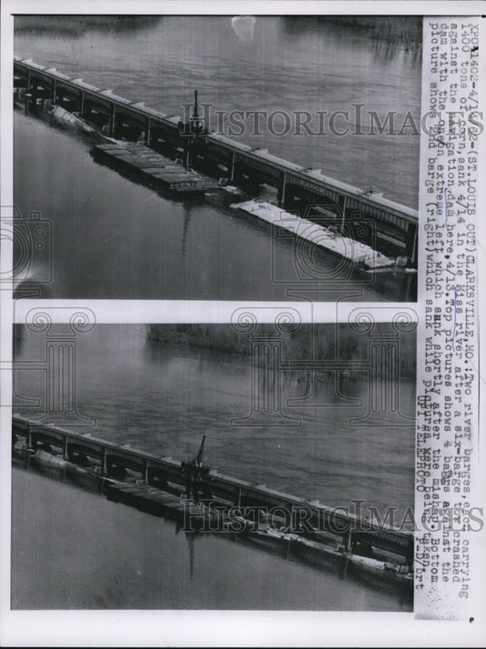 1962 Press Photo Two river barges crash into dam of Miss river - Historic Images