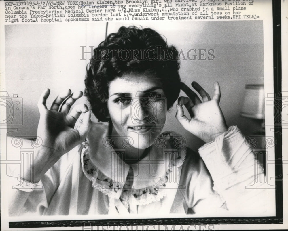 1963 Press Photo NYC Helen Klaben after rescue from plane crash in Canada - Historic Images