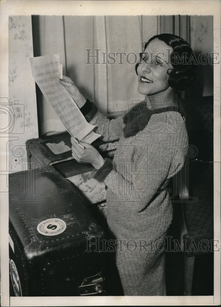 1935 Press Photo Senorita Lucreci Sarria Peruvian opera star - Historic Images