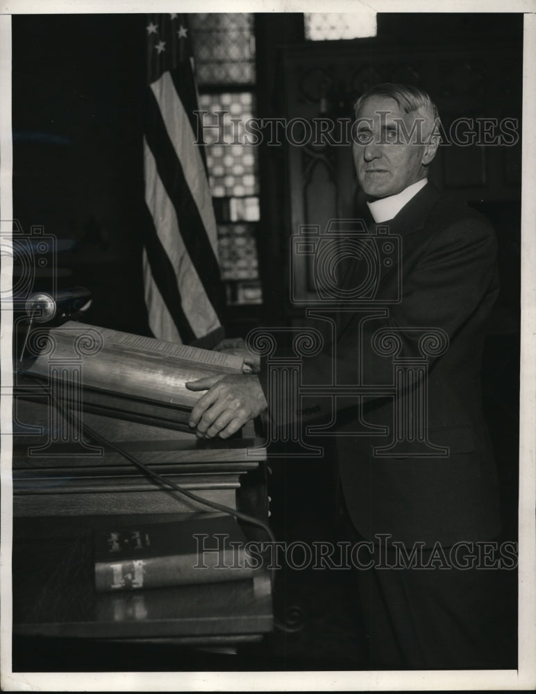 1933 Press Photo New Reverend P.T. Schultz of First Moravian Church - Historic Images