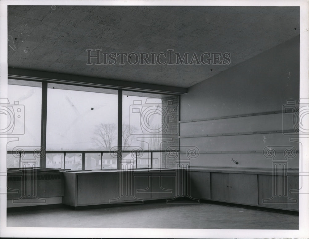 1957 Press Photo Empty Art Studio - Historic Images