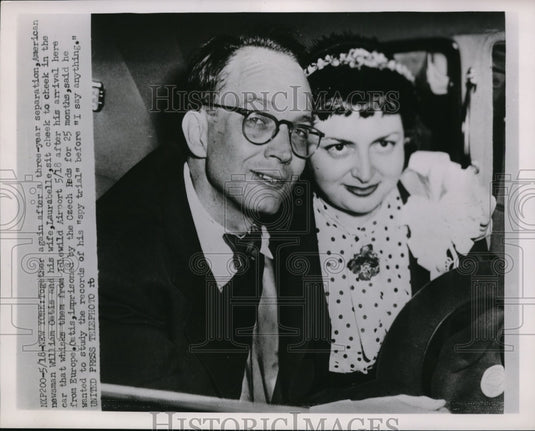1953 Press Photo American newsman William Oatis and wife, Laurabelle in the car - Historic Images